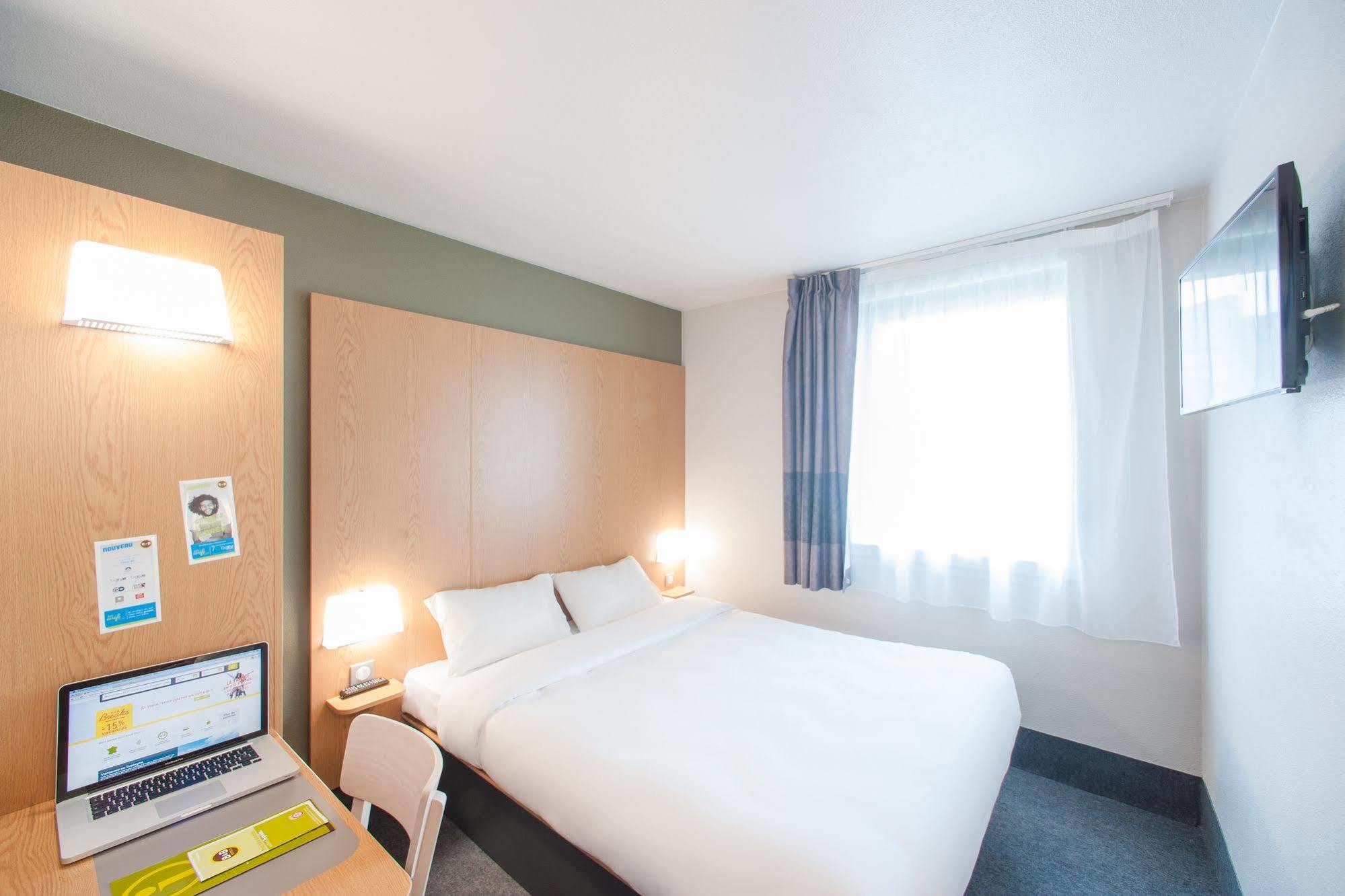 Hotel Inn Design Vierzon - Ex B&B Экстерьер фото
